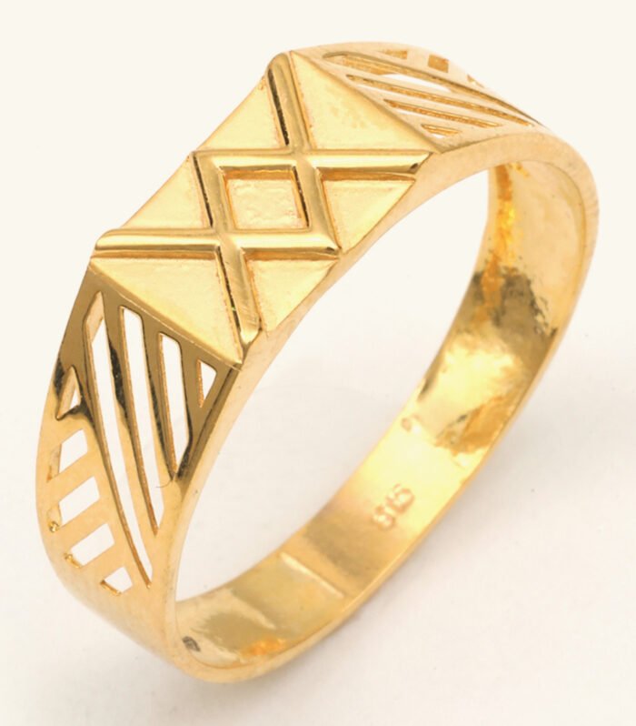 22ct Gold Gents Bold Signet Ring — Paper Cast, HUID Hallmarked